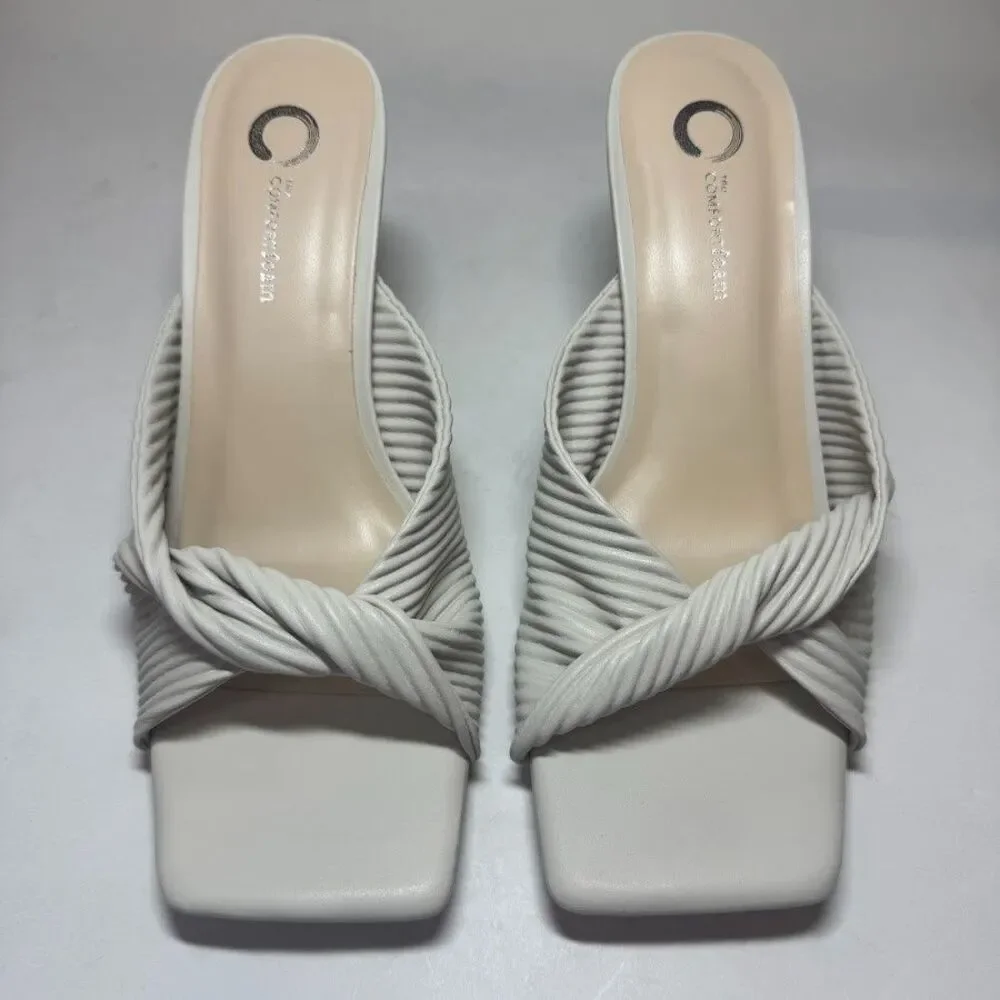 Journee Collection Womens 8 M Off White Greer Twist Stiletto Heels NIB FN6